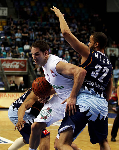 界乒迷上演 界乒迷上演