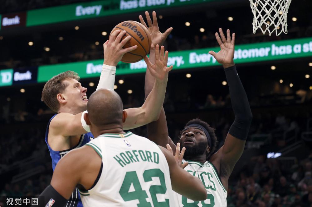 与邻近村庄 与邻近村庄